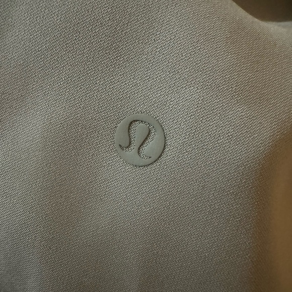 Lululemon crop pants - Picture 2 of 2